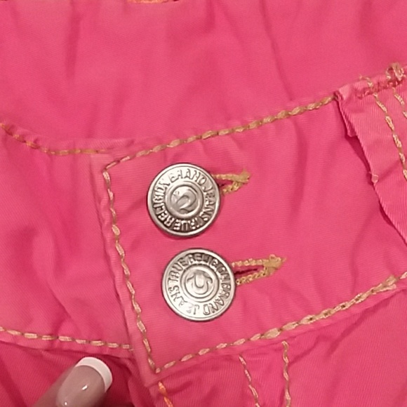 True Religion Sammy Big T Capris - Picture 5 of 8